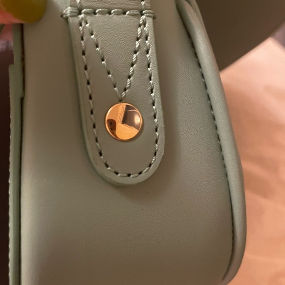 AUTHENTIC APC betty shoulder bag in jade like new - Picture 2 of 9